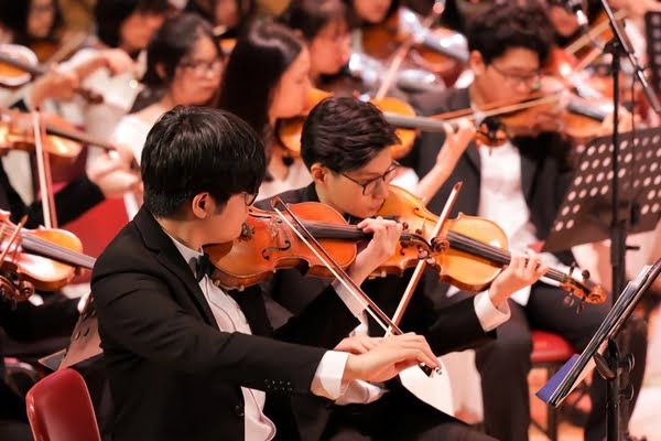 Dàn nhạc trẻ World Youth Orchestra đến Việt Nam biểu diễn