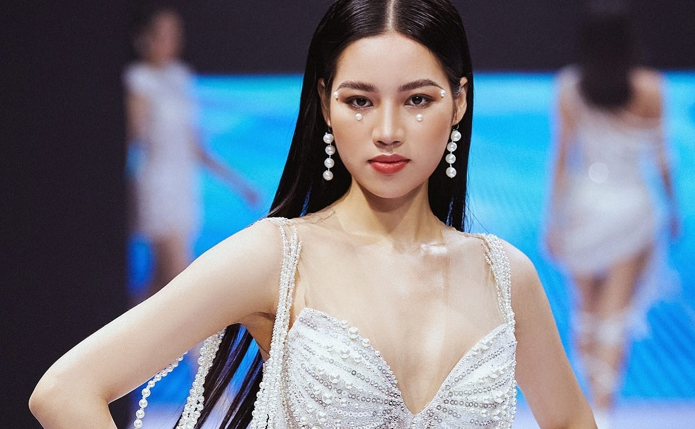 Cô gái Việt thi Miss Earth 2024 bị chê phát âm tiếng Anh