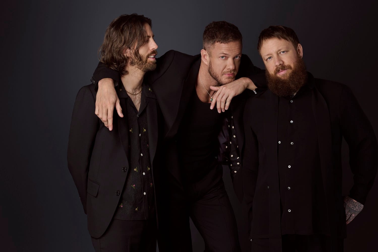 Imagine Dragons trình diễn tại super show 8Wonder Winter 2024 ở TP.HCM